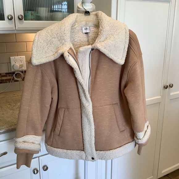 Cabi Faux Sherling Size Medium McQueen Coat - Picture 7 of 12
